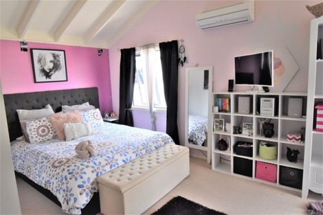 Photo of property in 372 Arapaepae Road South, Levin, 5571