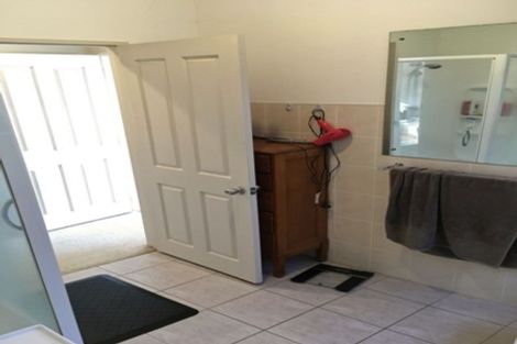 Photo of property in 8 Bruce Road, Glenfield, Auckland, 0629