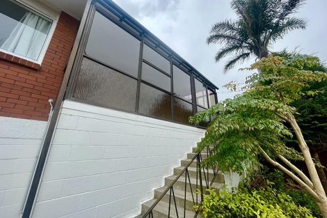 Photo of property in 3/124 Titirangi Road, New Lynn, Auckland, 0600