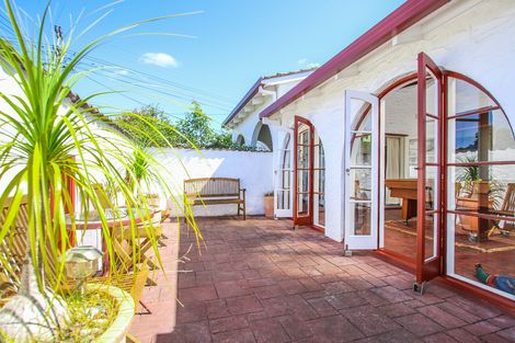 Photo of property in 1/164 Titirangi Road, New Lynn, Auckland, 0600