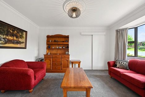 Photo of property in 34 Delamare Road, St Andrews, Hamilton, 3200