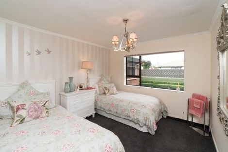 Photo of property in 74 Rata Street, Hawera, 4610