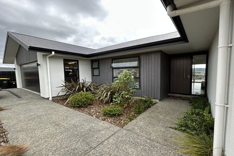 Photo of property in 30 Katania Heights, Brightwater, 7022