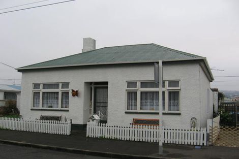 Photo of property in 96 Oxford Street, South Dunedin, Dunedin, 9012