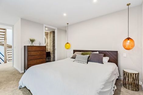 Photo of property in 58c Potter Avenue, Northcote, Auckland, 0627