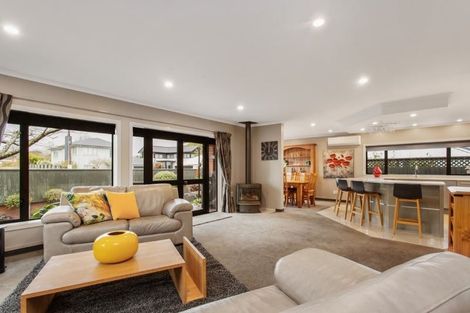 Photo of property in 149 Straven Road, Fendalton, Christchurch, 8014