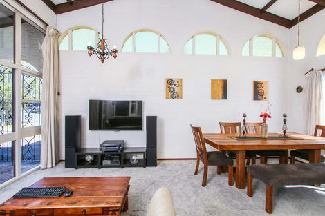 Photo of property in 1/164 Titirangi Road, New Lynn, Auckland, 0600