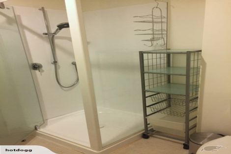 Photo of property in Terrace Heights Apartments, 2/163p The Terrace, Wellington Central, Wellington, 6011