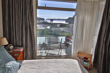 Photo of property in Bridgewater Apartments, 301/7 Te Rangi Cross Road, Paihia, 0200