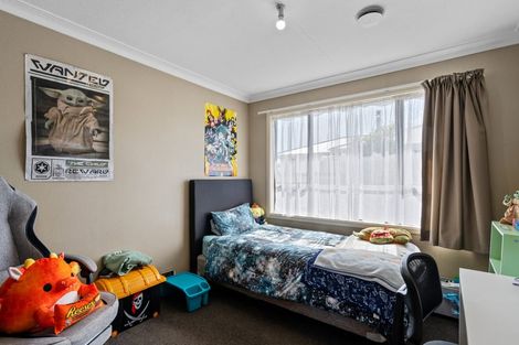 Photo of property in 220 Conyers Street, Strathern, Invercargill, 9812