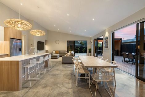 Photo of property in 107 Wattle Place, Whangamata, 3620