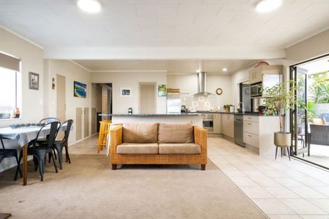 Photo of property in 8 Mckeefry Avenue, Greenmeadows, Napier, 4112