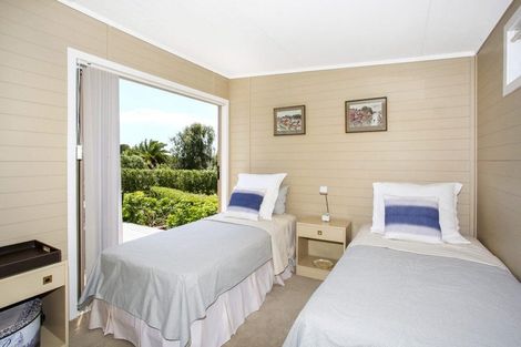 Photo of property in 1 Rifle Range Road, Pukekohe, 2676