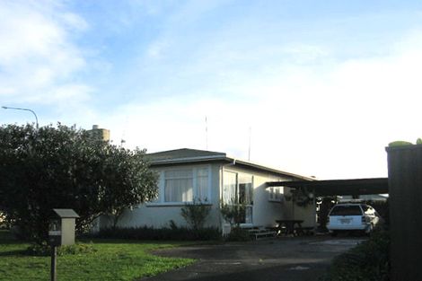 Photo of property in 1 Moray Place, Highbury, Palmerston North, 4412