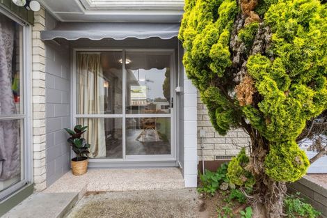 Photo of property in 9/26 Louvain Street, Whakatane, 3120