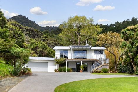 Photo of property in 142a Thames Coast Sh25 Road, Whakatete Bay, Thames, 3575