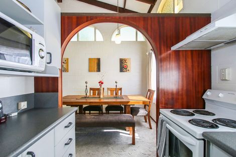 Photo of property in 1/164 Titirangi Road, New Lynn, Auckland, 0600