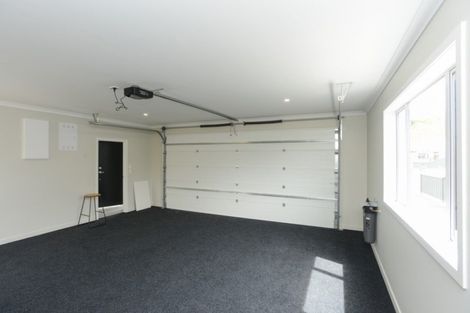 Photo of property in 16 West Place, Greenmeadows, Napier, 4112