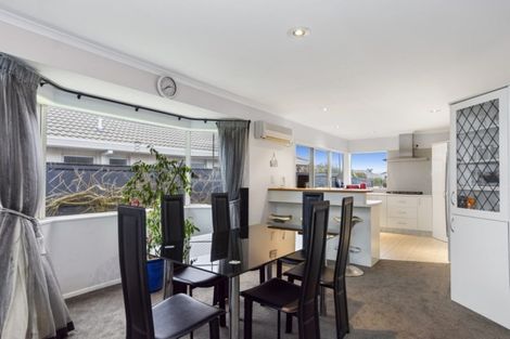 Photo of property in 18 Lotus Avenue, Mount Maunganui, 3116