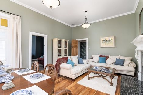 Photo of property in 260-262 High Street North, Carterton, 5713