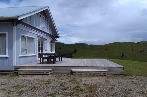 Photo of property in 1665 State Highway 4, Parikino, Wanganui, 4575