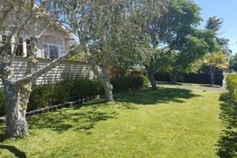 Photo of property in 50 Beresford Street, Bayswater, Auckland, 0622