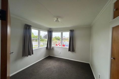 Photo of property in 14 Conway Place, Terrace End, Palmerston North, 4410