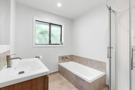 Photo of property in 17 Liverton Crescent, Bishopdale, Christchurch, 8053