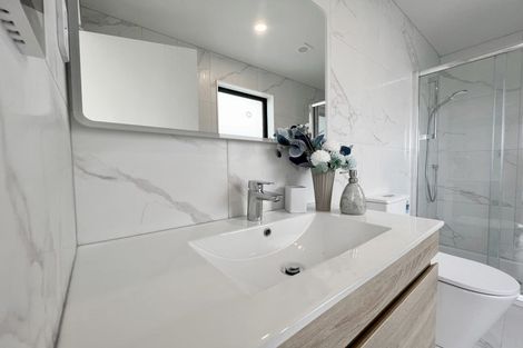 Photo of property in 4 Pohewa Road, Silverdale, 0932