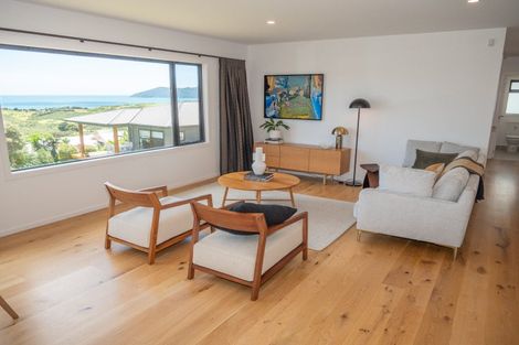 Photo of property in 24 Eagles Way, Cable Bay, 0420