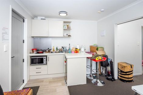 Photo of property in 12 Crescent Court, Melville, Hamilton, 3206