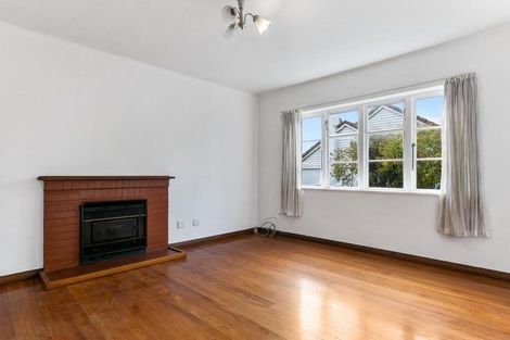 Photo of property in 41 Blockhouse Bay Road, Avondale, Auckland, 1026