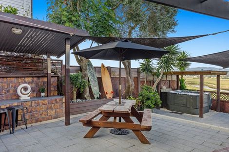 Photo of property in 19 Panorama Place, Coastlands, Whakatane, 3120