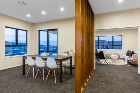 Photo of property in 4 Omaka Place, Aotea, Porirua, 5024