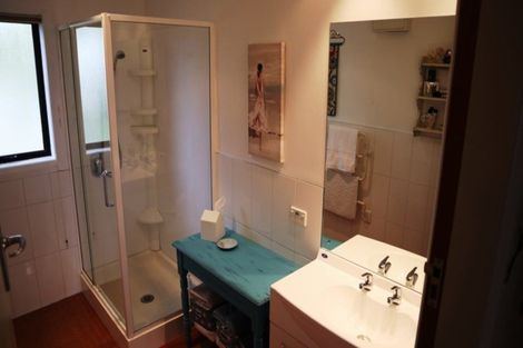 Photo of property in 2 Hall Road, Bannockburn, Cromwell, 9384