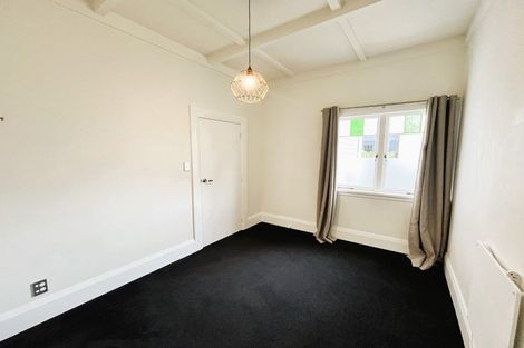 Photo of property in 71 Williams Street, Cambridge, 3434