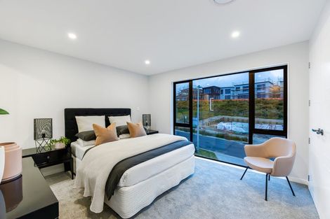 Photo of property in 54 Kumukumu Road, Long Bay, Auckland, 0630