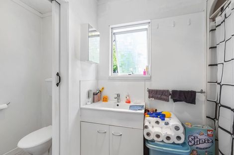 Photo of property in 9 Pinedale Place, Henderson, Auckland, 0610