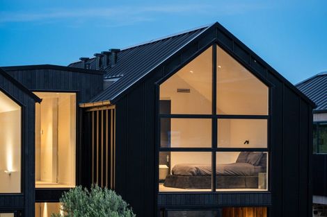 Photo of property in 13 Theodore Court, Wanaka, 9305