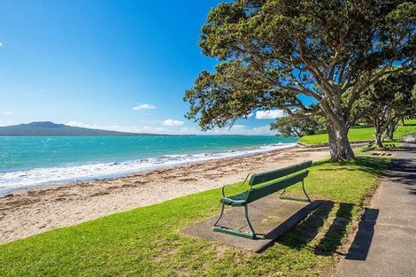 Photo of property in 3 Handley Avenue, Narrow Neck, Auckland, 0624