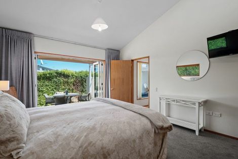Photo of property in 446 Peninsula Road, Kelvin Heights, Queenstown, 9300