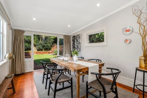 Photo of property in 9 Ranfurly Terrace, Mount Cook, Wellington, 6021