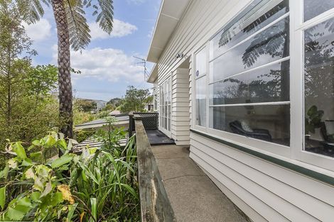 Photo of property in 8 Chester Road, Tawa, Wellington, 5028