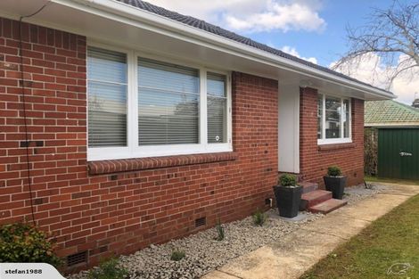 Photo of property in 2/69a Symonds Street, Royal Oak, Auckland, 1061