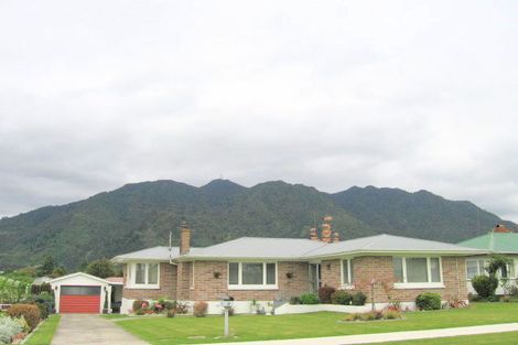 Photo of property in 9 Churchill Avenue, Te Aroha, 3320