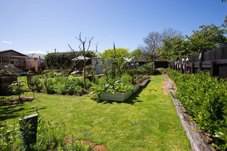 Photo of property in 18 Trafalgar Street, Dannevirke, 4930