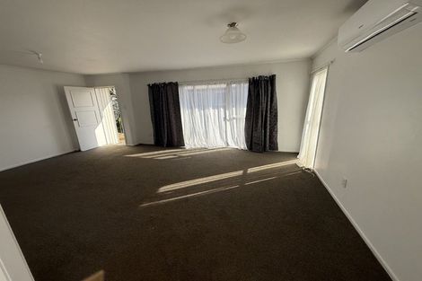 Photo of property in 426 Roscommon Road, Clendon Park, Auckland, 2103