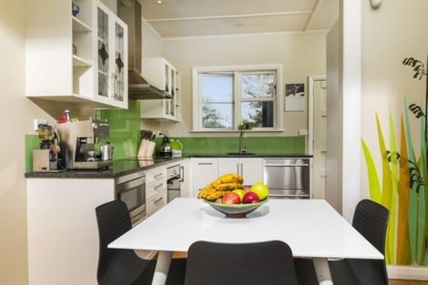 Photo of property in 1/235 Lake Road, Belmont, Auckland, 0622