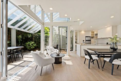 Photo of property in 9a Sonia Avenue, Remuera, Auckland, 1050