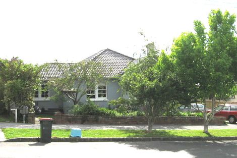 Photo of property in 4 Maranui Avenue, Point Chevalier, Auckland, 1022